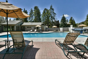 Flying Dutchman Mountainside Condo: Pool/Hot Tub